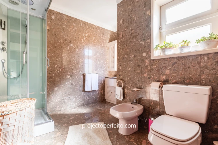 Moradia T4 para Venda em Anta e Guetim Foto 20