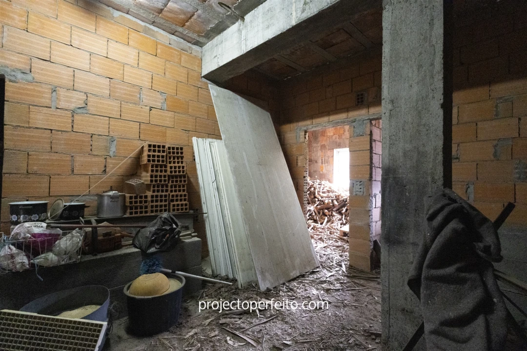 Armazém para Venda em Macieira de Cambra Foto 25