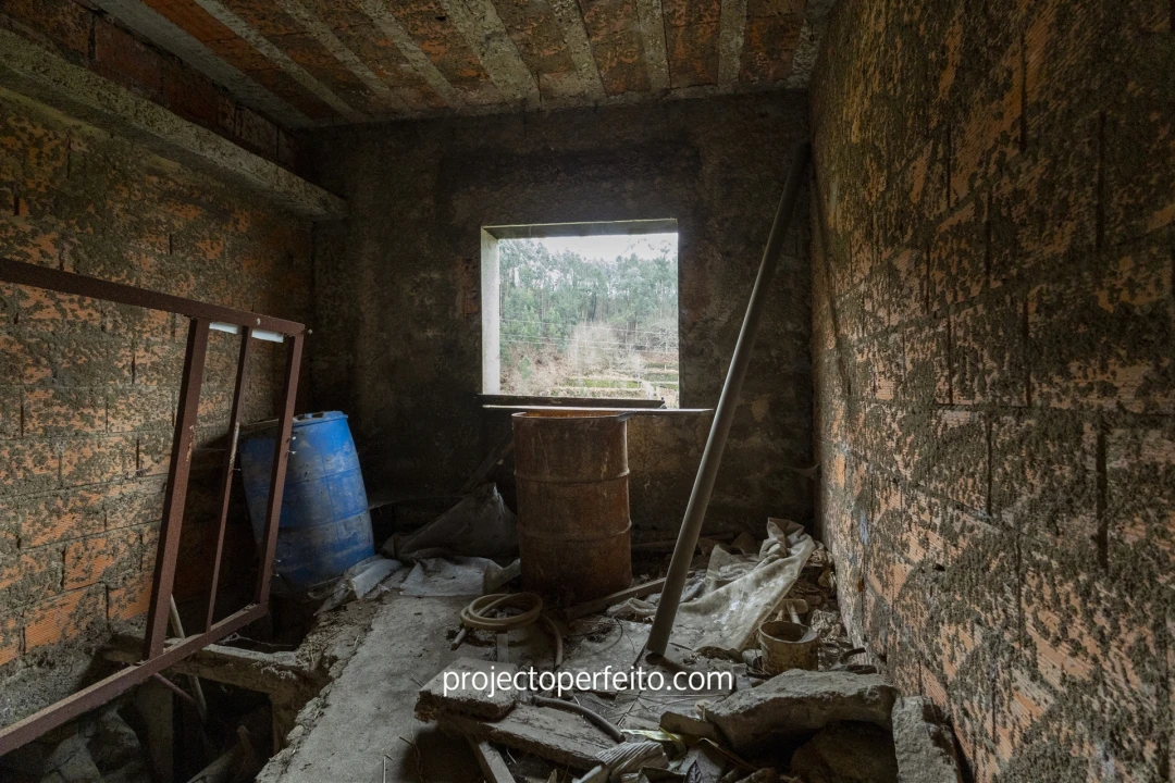 Armazém para Venda em Macieira de Cambra Foto 14