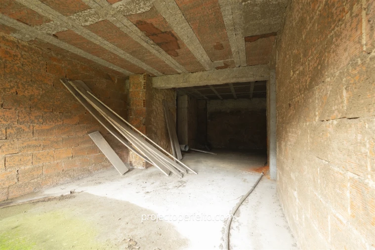 Armazém para Venda em Macieira de Cambra Foto 21