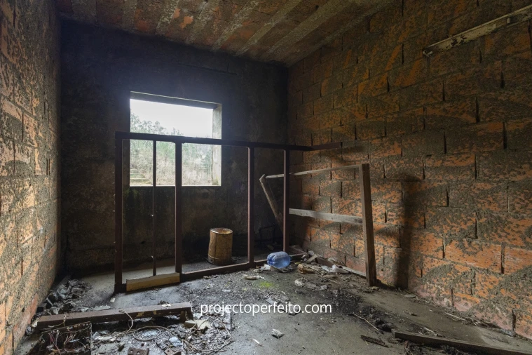 Armazém para Venda em Macieira de Cambra Foto 13