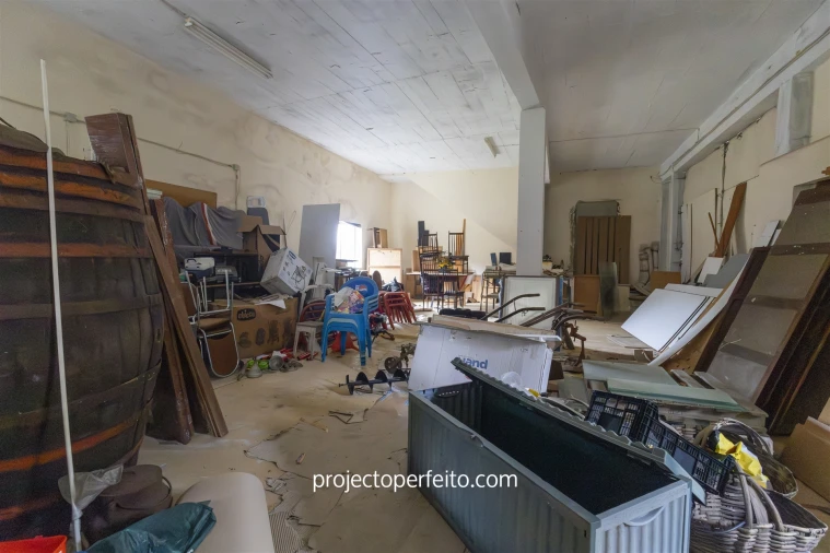 Armazém para Venda em Macieira de Cambra Foto 8