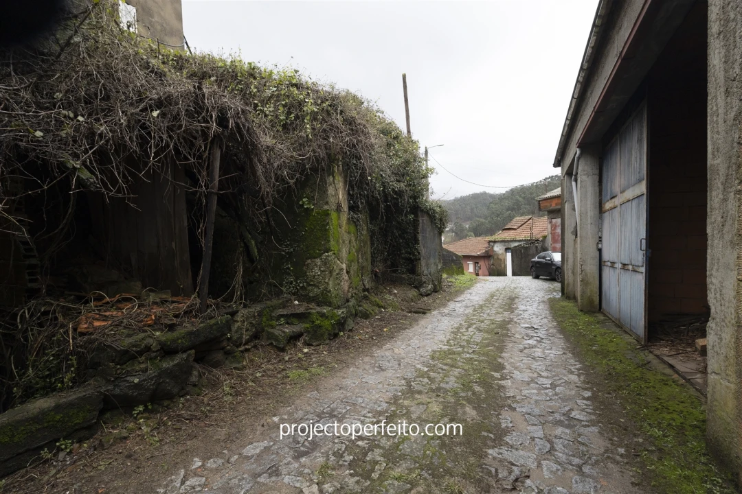 Armazém para Venda em Macieira de Cambra Foto 3