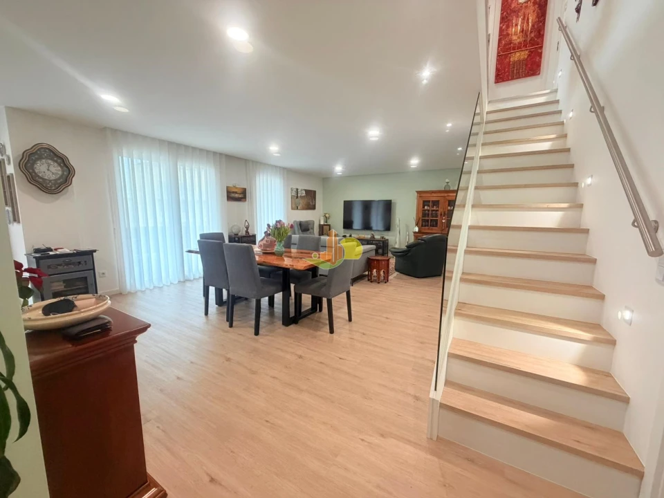 Apartamento T4 para Venda em Tavarede Foto 26