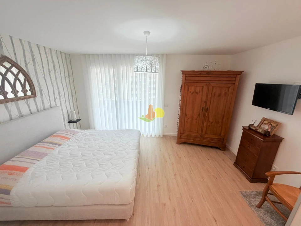 Apartamento T4 para Venda em Tavarede Foto 23