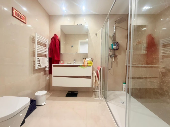 Apartamento T4 para Venda em Tavarede Foto 15