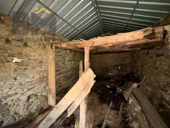 Quinta T0 para Venda em Salgueiro do Campo Foto 4