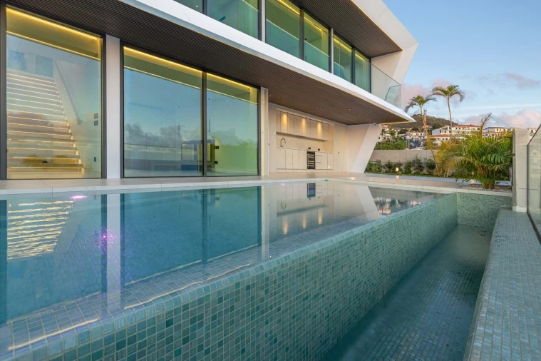 Moradia T4 para Venda em Funchal (Santa Maria Maior) Foto 47