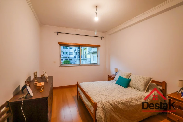 Apartamento T2 para Arrendamento em Ranhados Foto 8