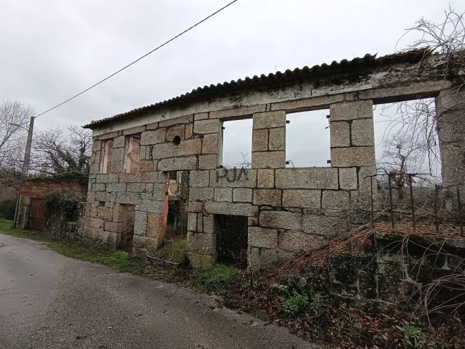 Moradia T3 para Venda em Santa Comba Dão e Couto do Mosteiro Foto 10