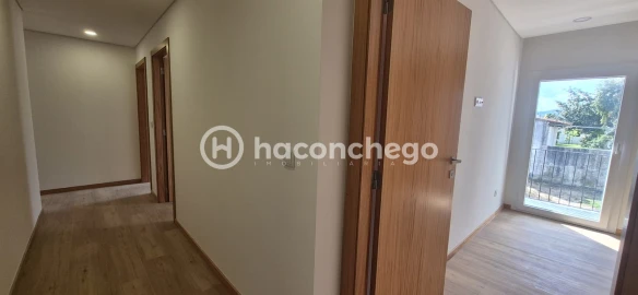 Apartamento T3 para Venda em Arcozelo