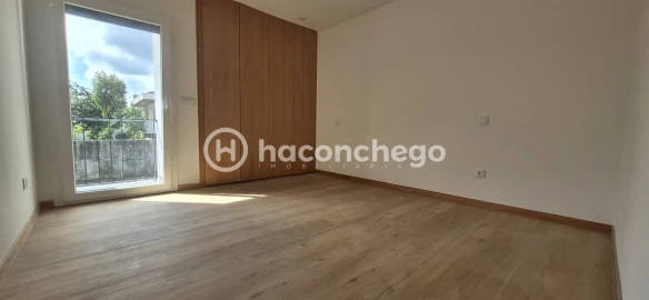 Apartamento T3 para Venda em Arcozelo