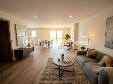 Apartamento T3 para Venda em Arcozelo