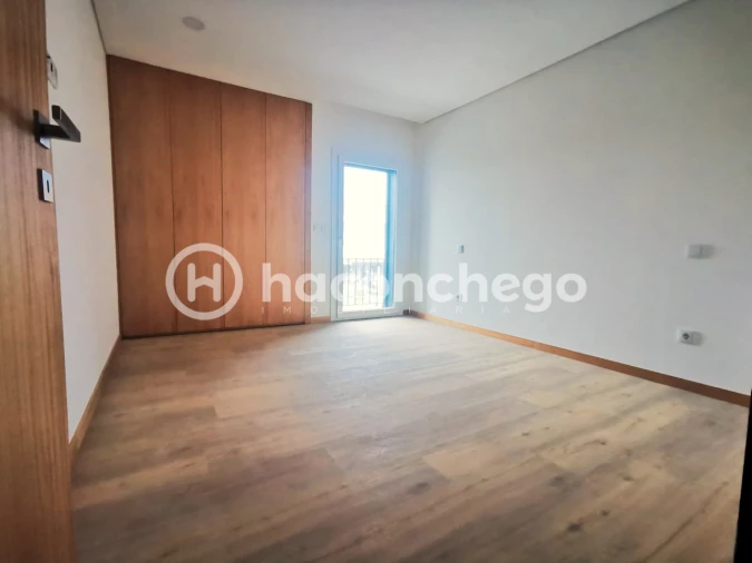 Apartamento T3 para Venda em Arcozelo Foto 19
