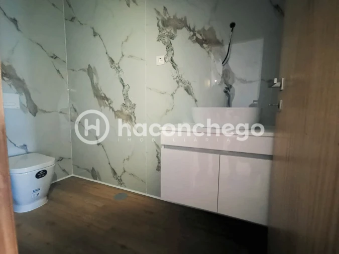 Apartamento T3 para Venda em Arcozelo Foto 16