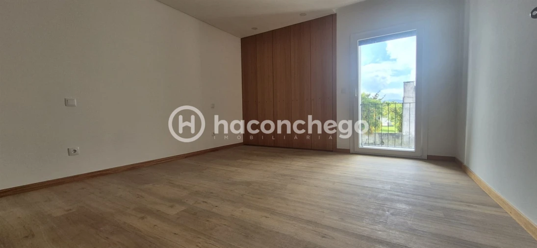 Apartamento T3 para Venda em Arcozelo Foto 30
