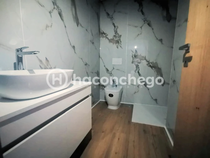 Apartamento T3 para Venda em Arcozelo Foto 21