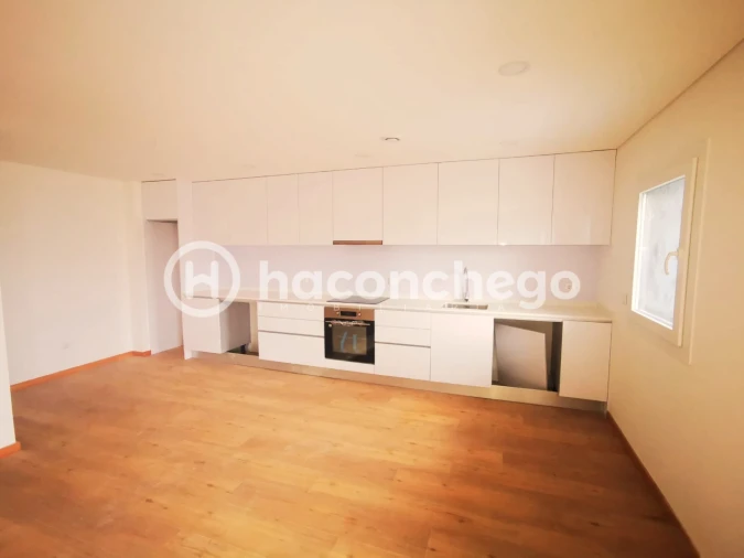 Apartamento T3 para Venda em Arcozelo Foto 11