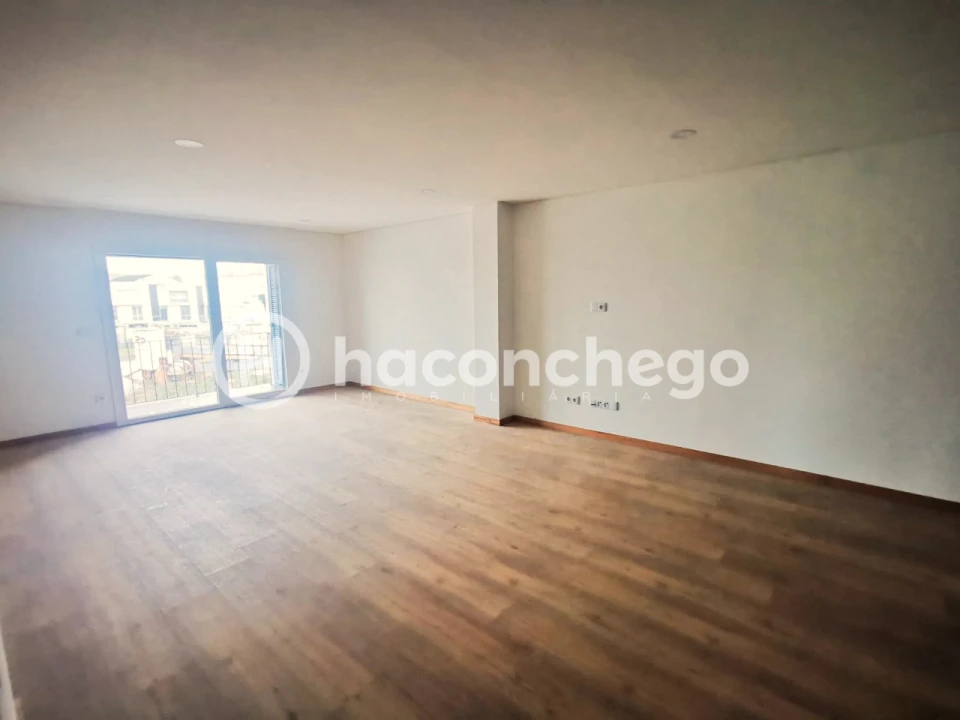 Apartamento T3 para Venda em Arcozelo Foto 7