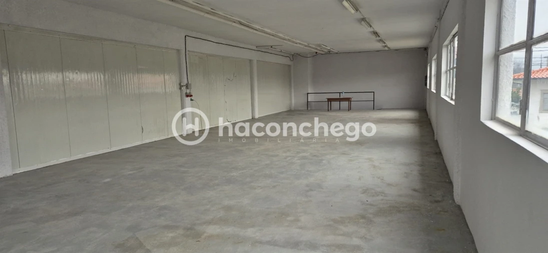Armazém para Arrendamento em Galegos (São Martinho) Foto 9
