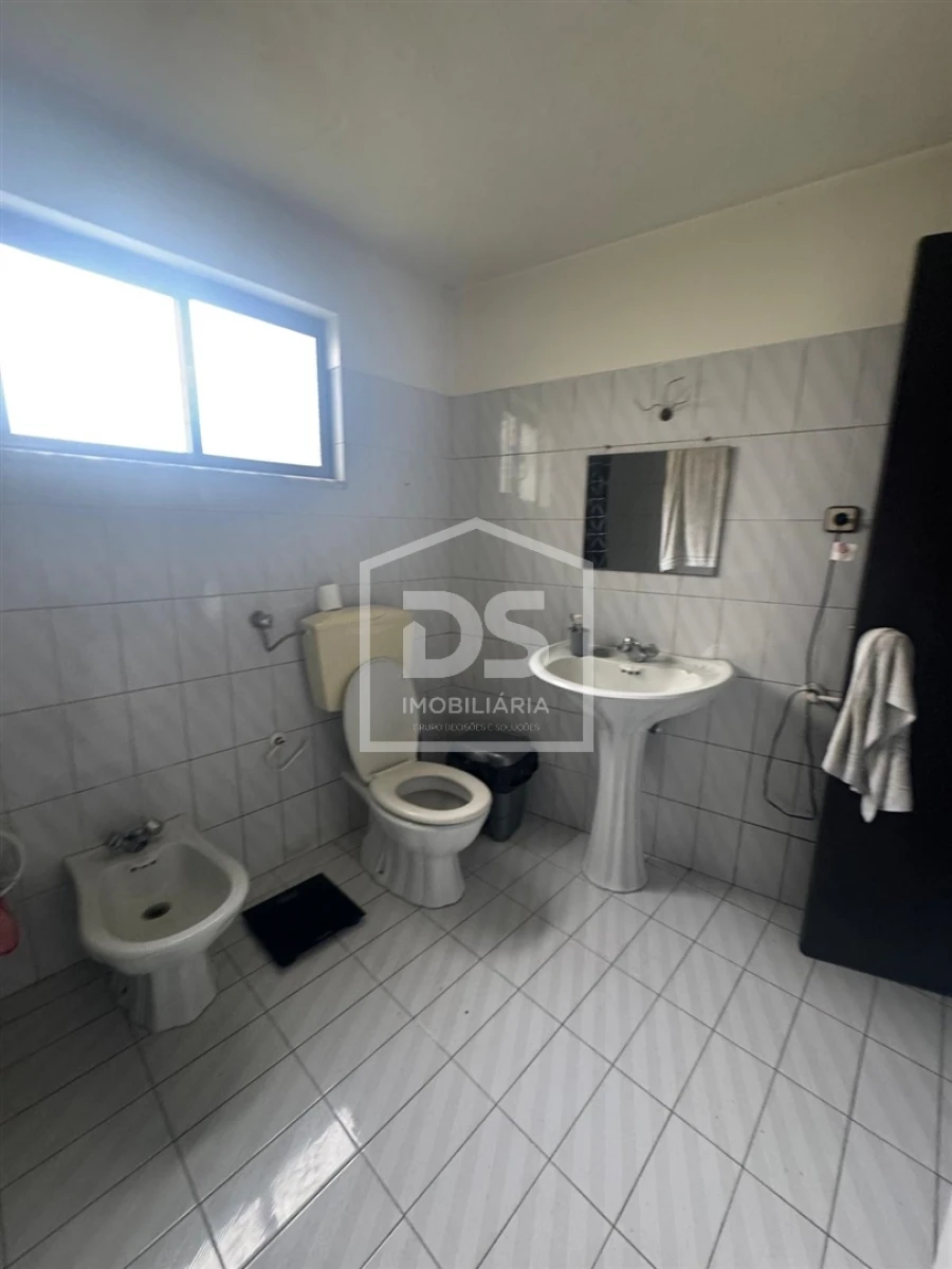 Moradia T3 para Venda em Marinha Grande Foto 29