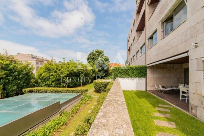 Apartamento T4 para Venda em Aldoar, Foz do Douro e Nevogilde