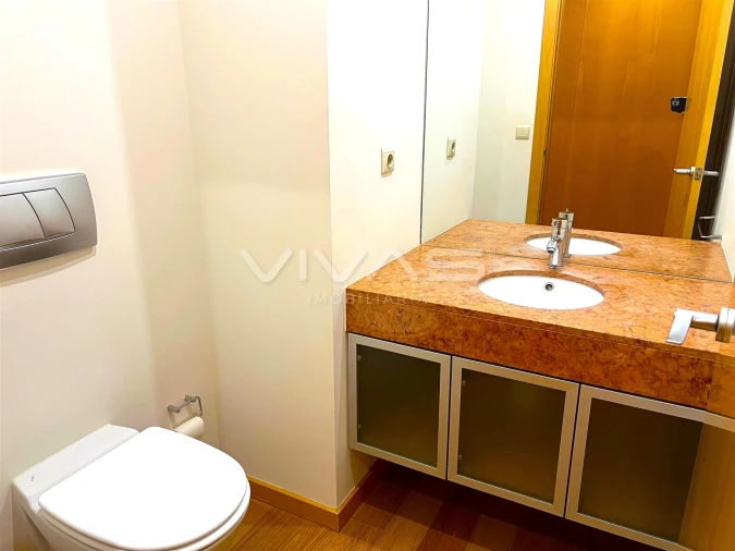 Apartamento T3 para Arrendamento em Nogueira, Fraião e Lamaçães Foto 14