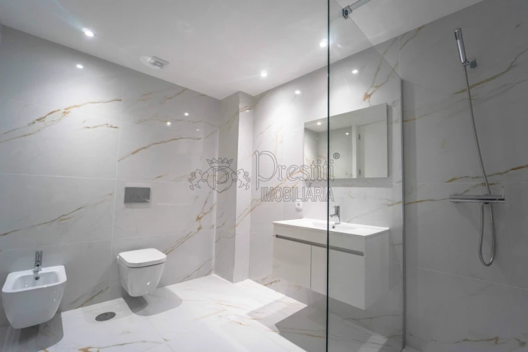 Apartamento T2 para Arrendamento em Azurem Foto 6