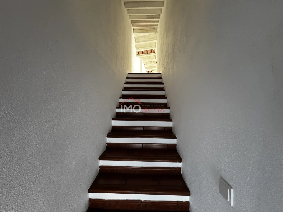 Apartamento T2 para Venda em Sé e São Lourenço Foto 9