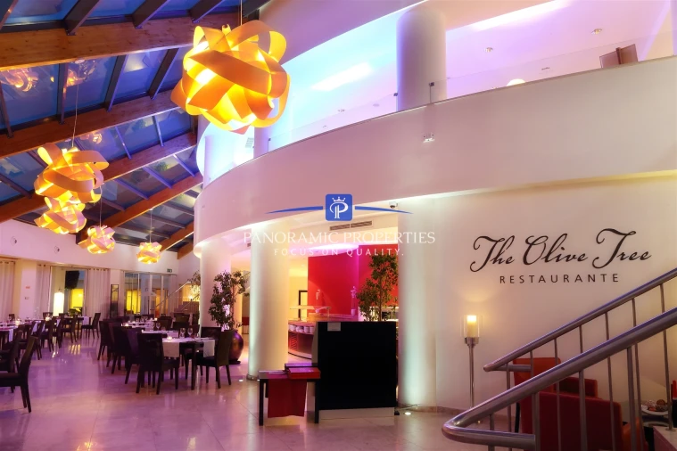 Apartamento T2 para Venda em Estômbar e Parchal Foto 28