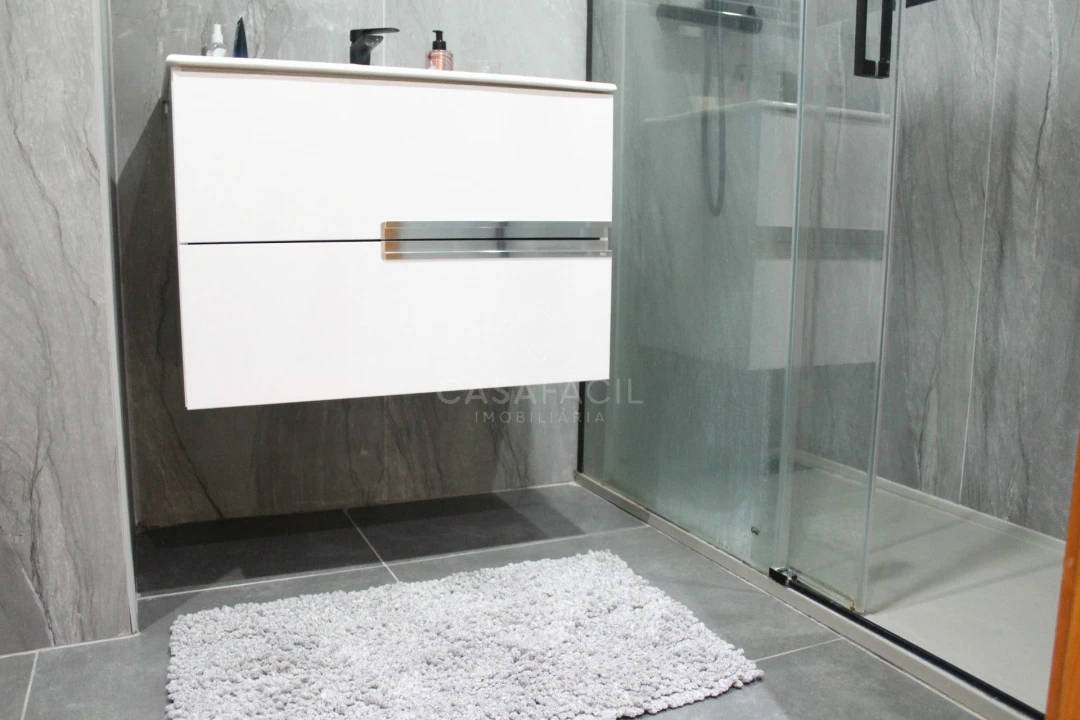 Apartamento T4 para Arrendamento em Alcochete Foto 15