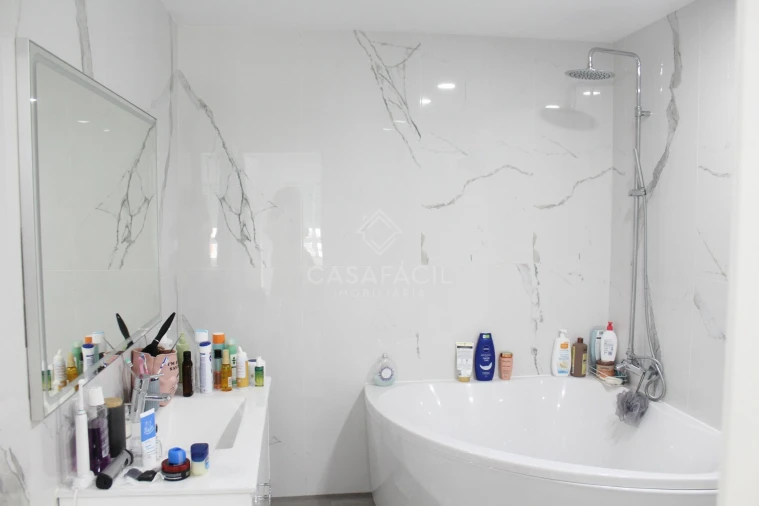 Apartamento T4 para Arrendamento em Alcochete Foto 11