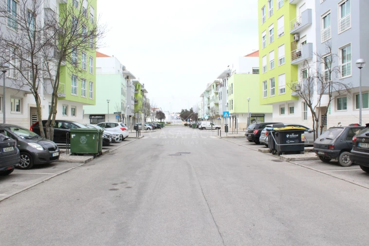 Apartamento T4 para Arrendamento em Alcochete Foto 24