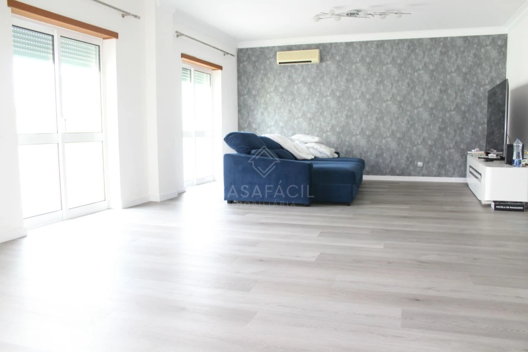 Apartamento T4 para Arrendamento em Alcochete Foto 6