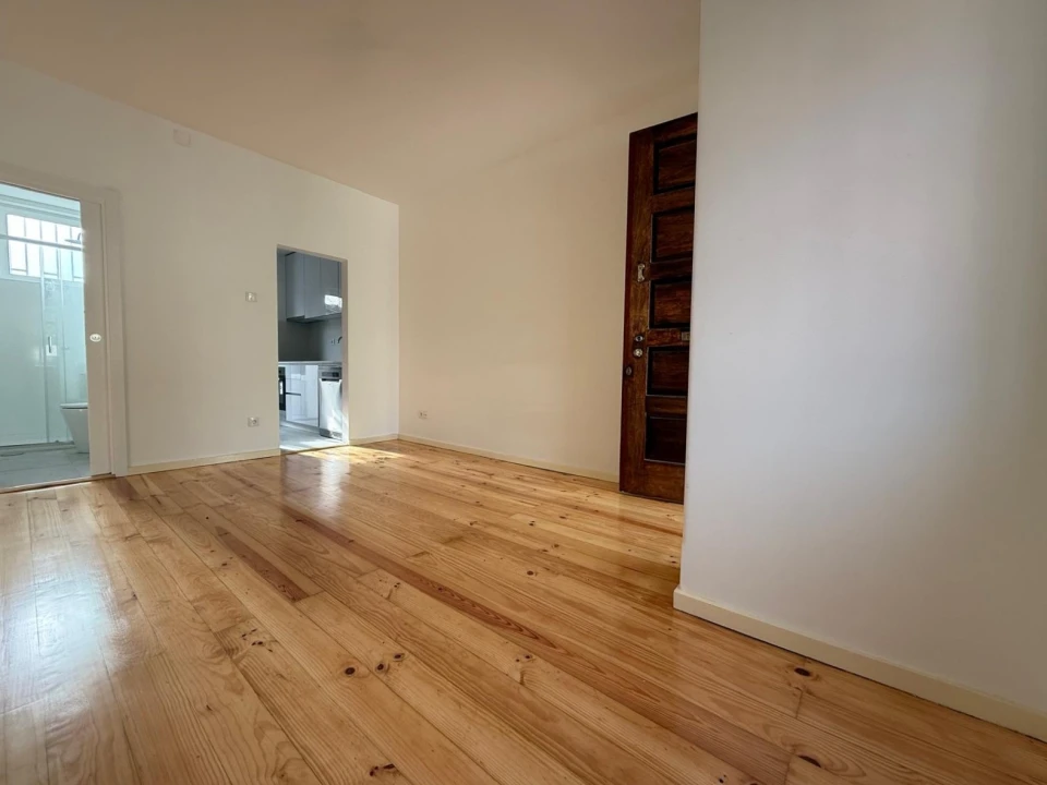 Moradia T2 para Arrendamento em Lordelo do Ouro e Massarelos Foto 12