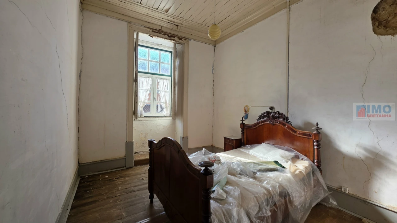 Moradia T5 para Venda em Póvoa de Rio de Moinhos e Cafede Foto 7