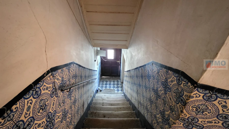 Moradia T5 para Venda em Póvoa de Rio de Moinhos e Cafede Foto 24