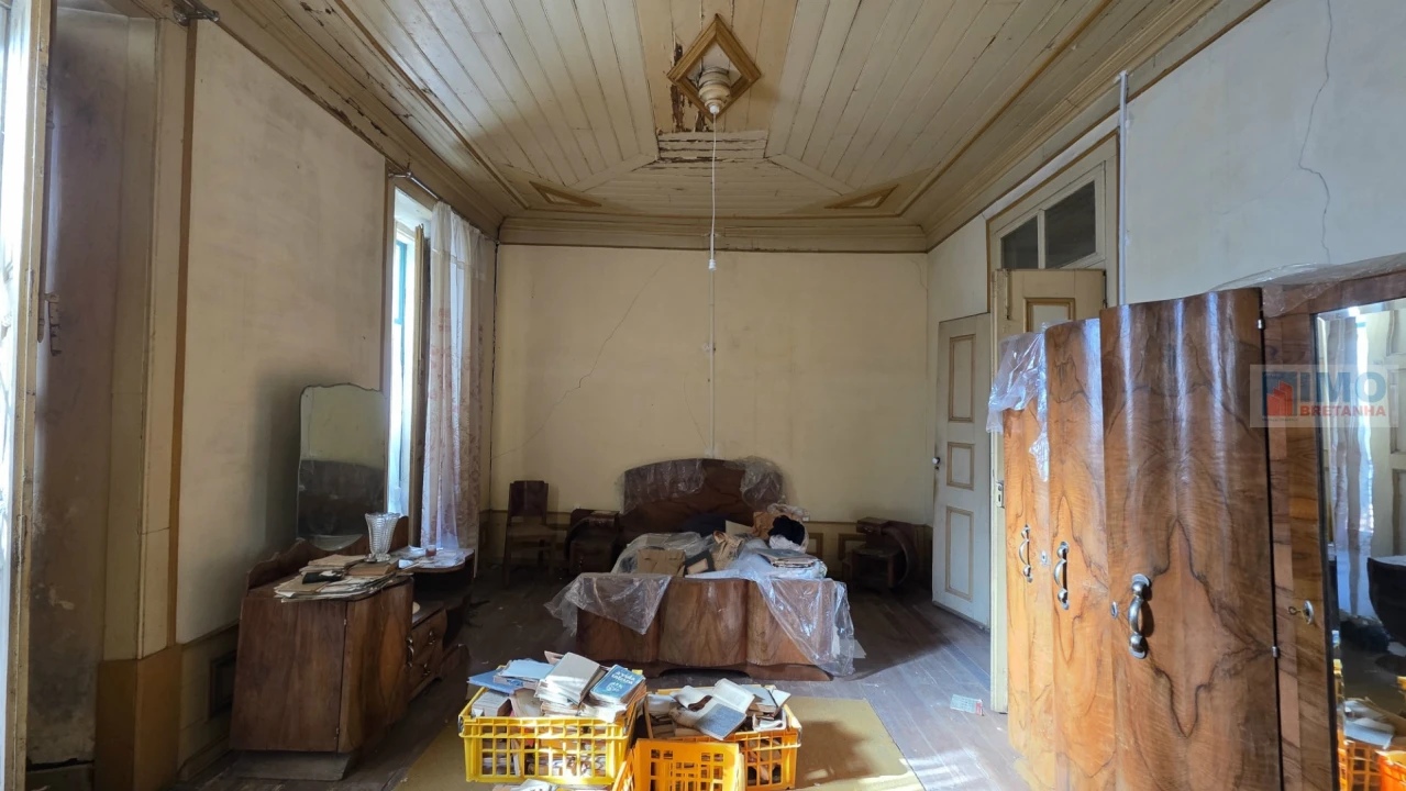 Moradia T5 para Venda em Póvoa de Rio de Moinhos e Cafede Foto 10