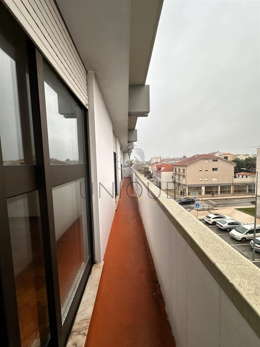 Apartamento T3 para Arrendamento em Glória e Vera Cruz Foto 74