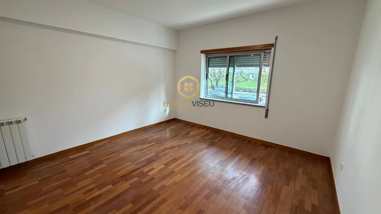 Apartamento T1 para Arrendamento em Viseu Foto 12