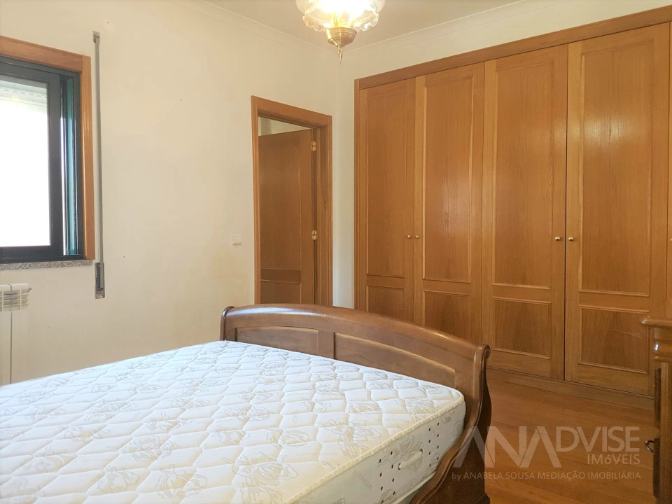 Apartamento T3 para Arrendamento em Viseu Foto 18