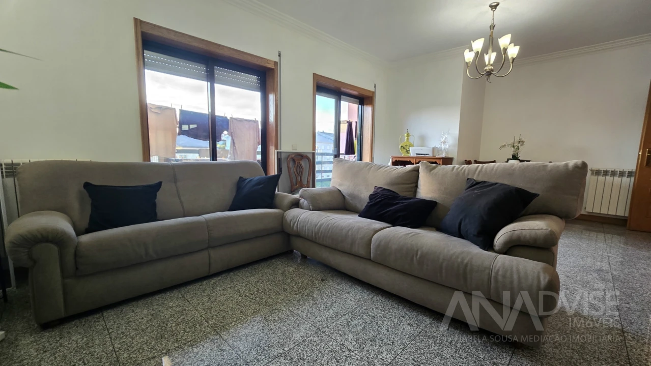 Apartamento T3 para Arrendamento em Viseu Foto 6