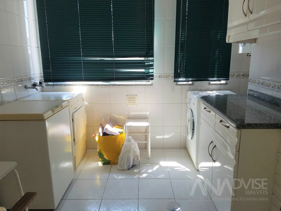 Apartamento T3 para Arrendamento em Viseu Foto 4