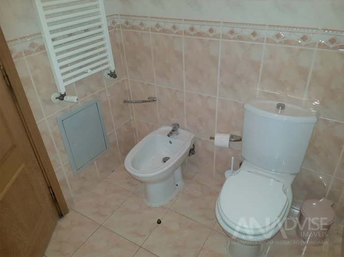 Apartamento T3 para Arrendamento em Viseu Foto 9