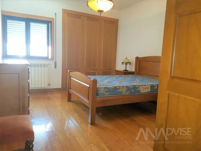 Apartamento T3 para Arrendamento em Viseu Foto 11