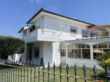 Moradia T4 para Venda em Gulpilhares e Valadares