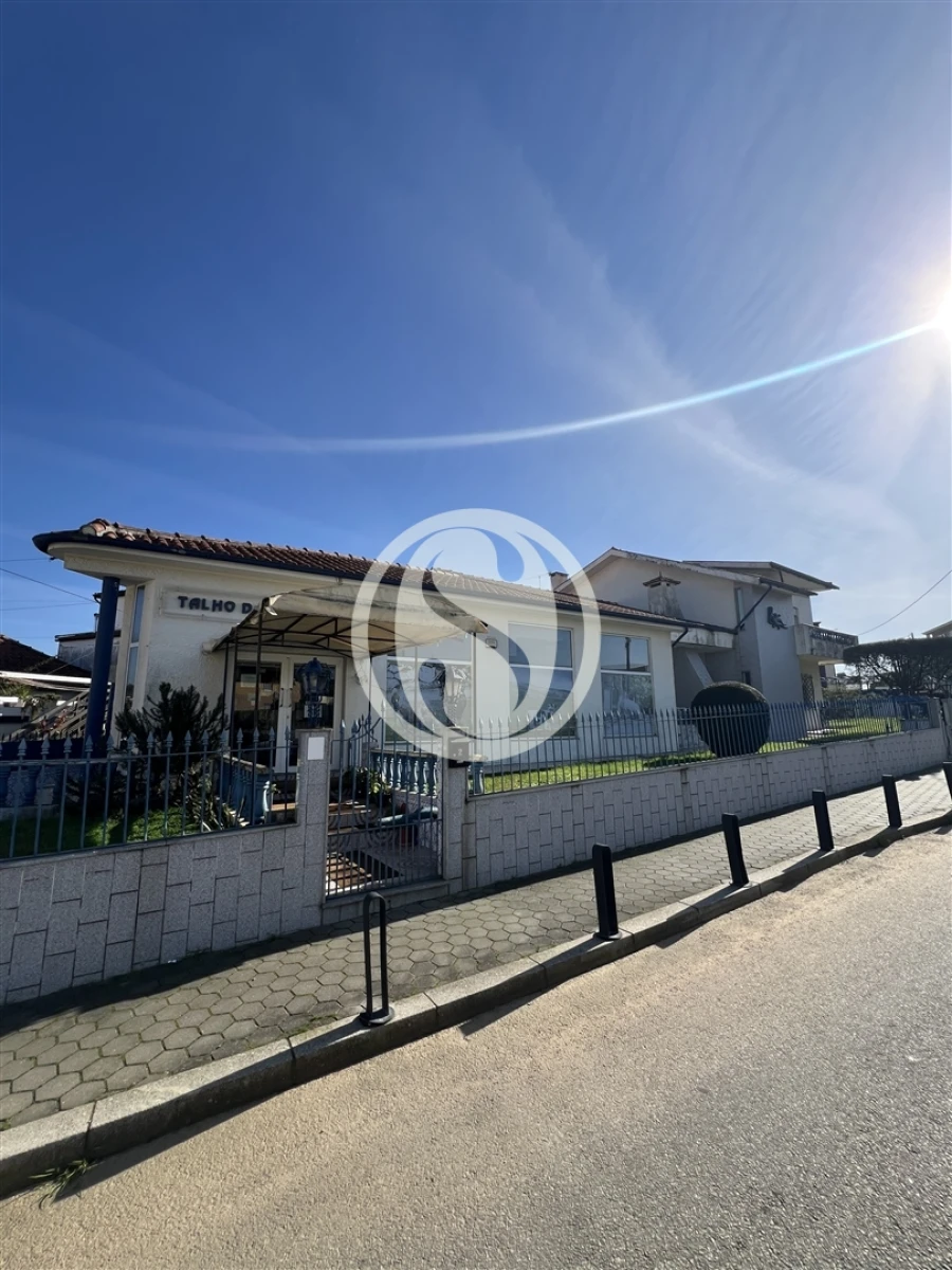 Moradia T4 para Venda em Gulpilhares e Valadares Foto 35