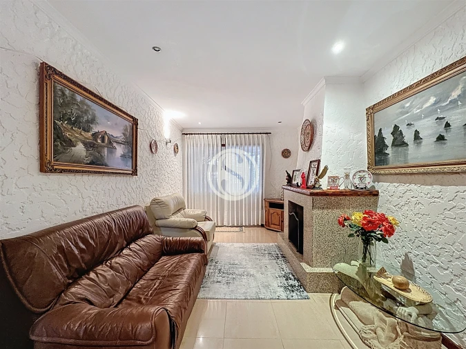 Moradia T4 para Venda em Gulpilhares e Valadares Foto 6