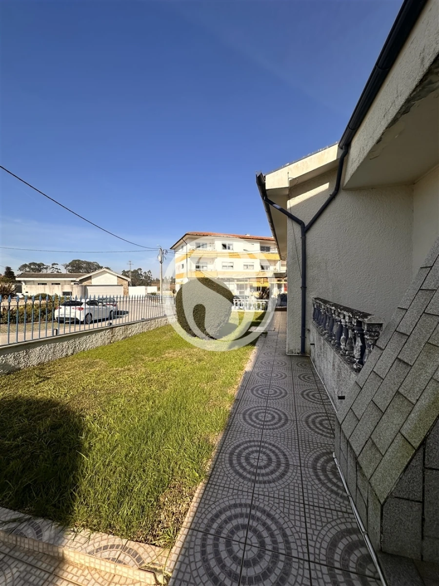 Moradia T4 para Venda em Gulpilhares e Valadares Foto 39