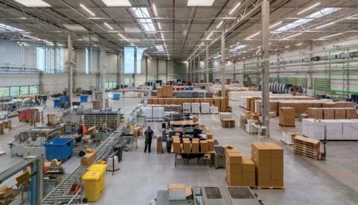 Armazém para Arrendamento em Aveiras de Cima Foto 14